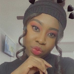 Meet your Posher, Chrissy